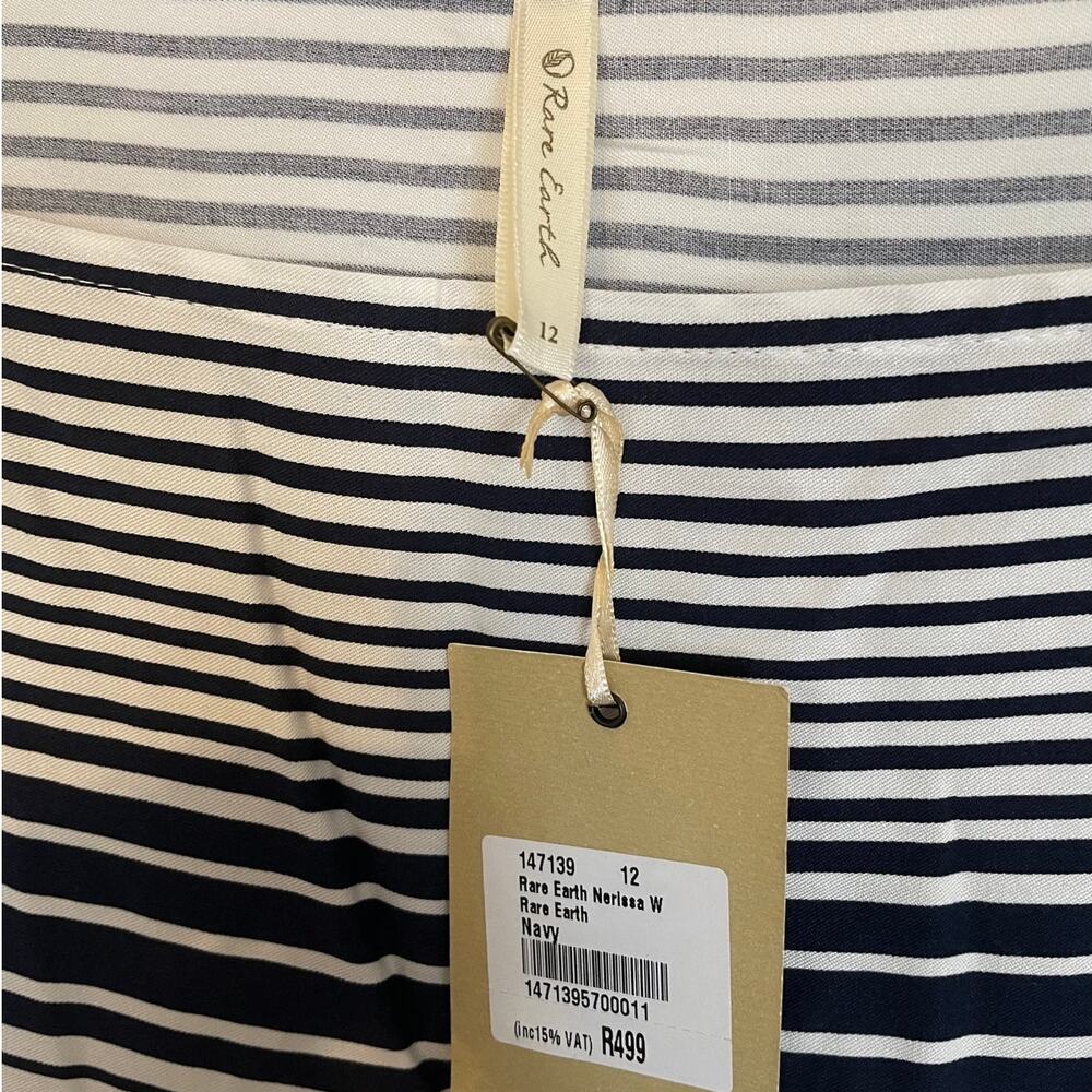 NWT Rare Earth Womens Blouse Sz 12 Made in South Africa Navy White Stripes - Picture 3 of 10